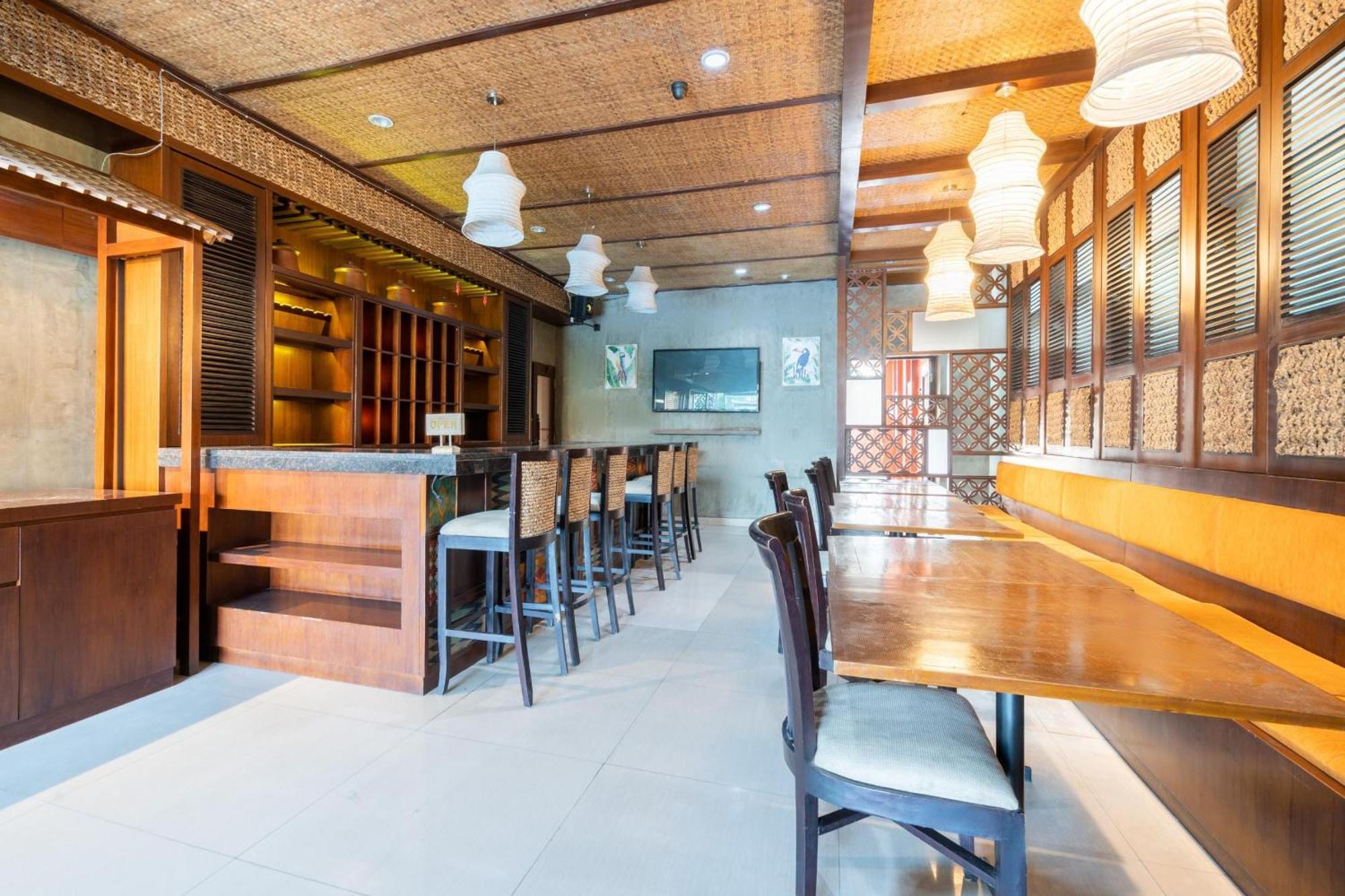Super Oyo Flagship 91863 Metro House Hotel Surabaya Exterior foto